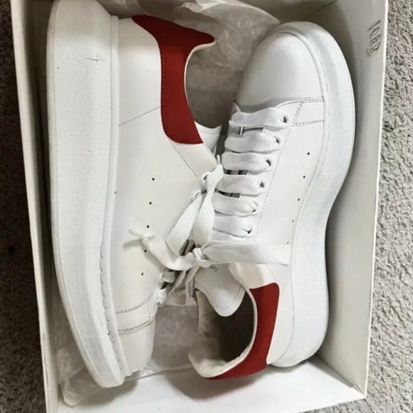 Oversized Alexander Mcqueens